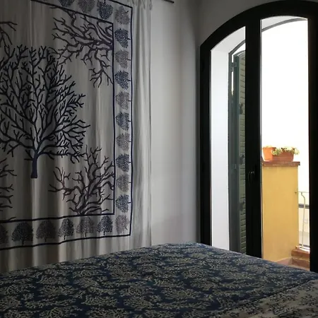 Stationhouse Apartment